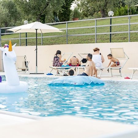 Il Casale Lonato - By Host4U Aparthotel Exterior photo