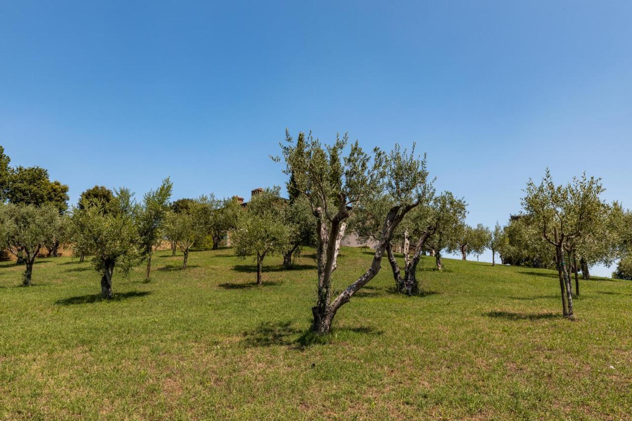 Il Casale Lonato - By Host4U Aparthotel Exterior photo
