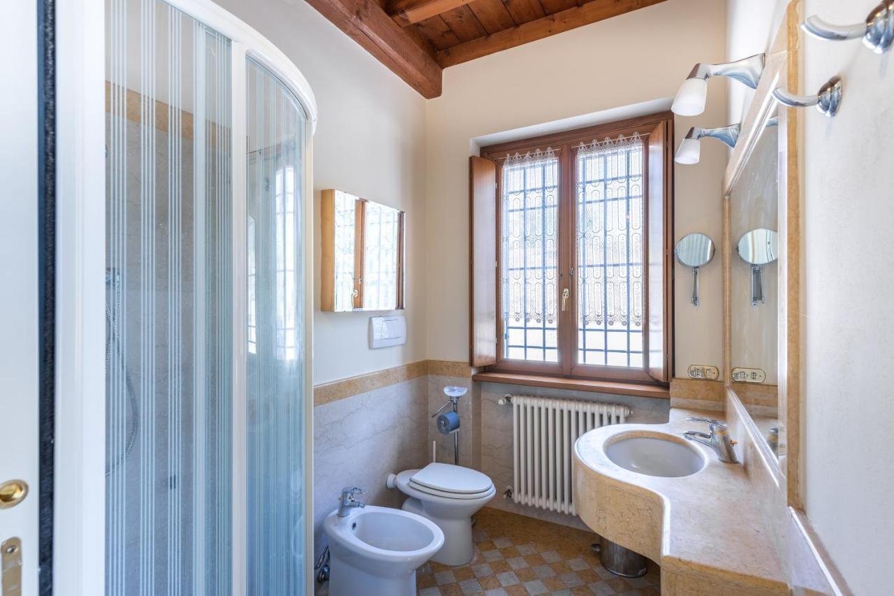 Il Casale Lonato - By Host4U Aparthotel Exterior photo