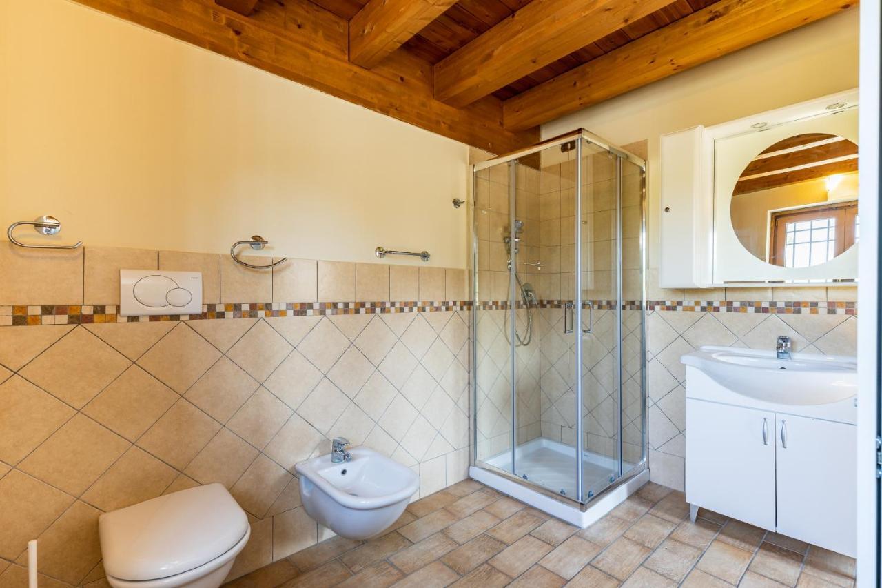 Il Casale Lonato - By Host4U Aparthotel Exterior photo